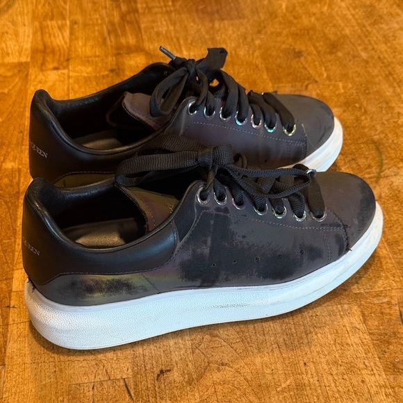 Alexander McQueen Black and White Sneakers - Picture 2 of 6